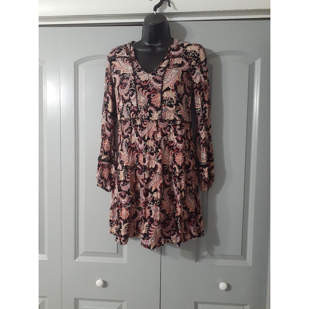 Knox Rose black paisley crinkle mini dress